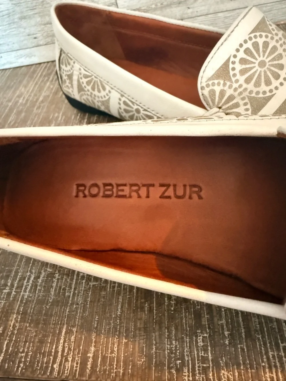 Robert Zur Women’s‎ Leather Floral Loafer Flats Shoes White & Gold Sz 8.5
